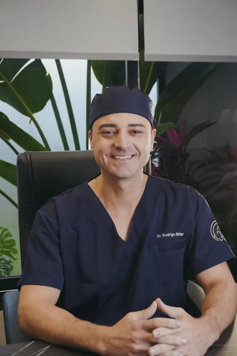Dr. Rodrigo Antonio Bittar, médico dermatologista da Zibellina Dermatologia em Gaspar, SC